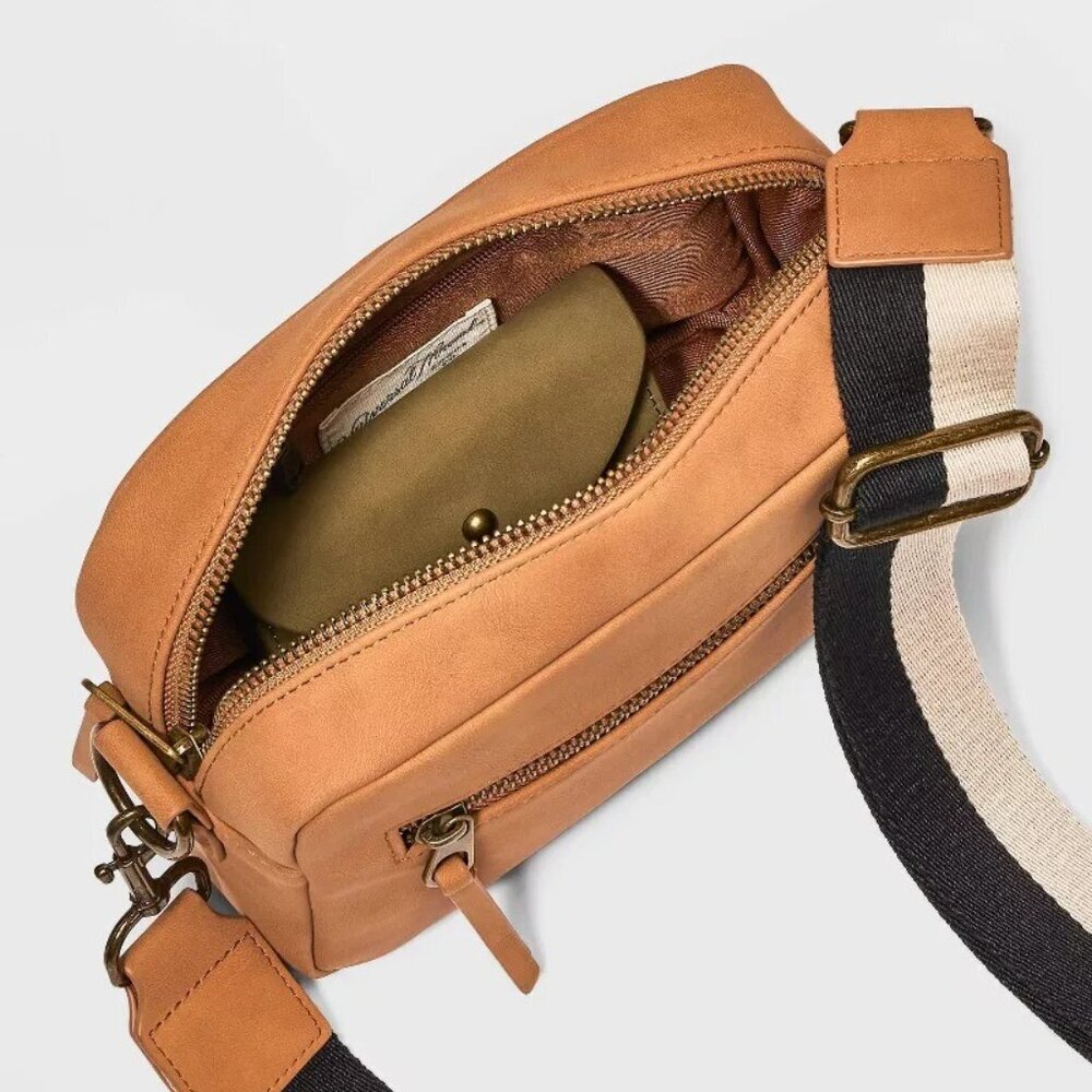 Universal Thread Crossbody Camera Bag Womens Cognac Striped Web Strap Zip Pocket - Picture 4 of 4